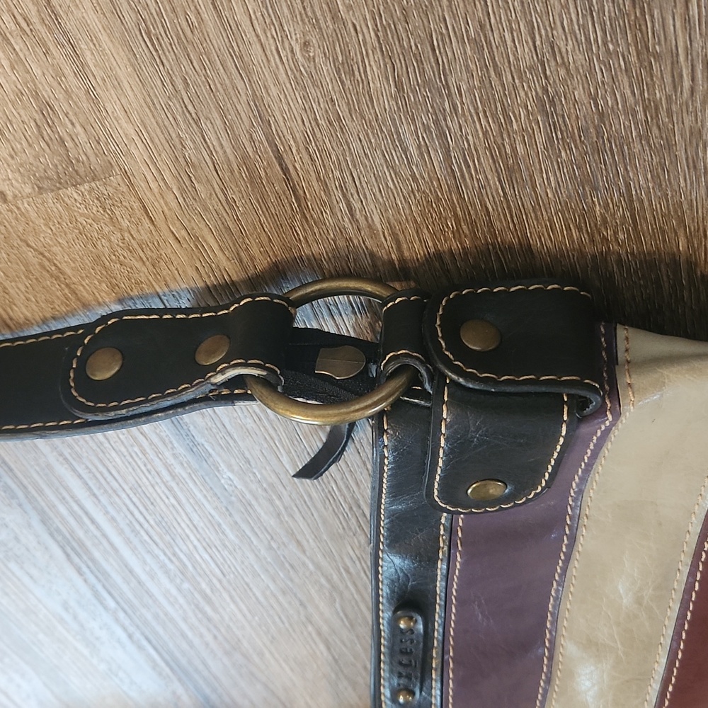 Axcess by Liz Claiborne Purse/Crossbody - Picture 4 of 9